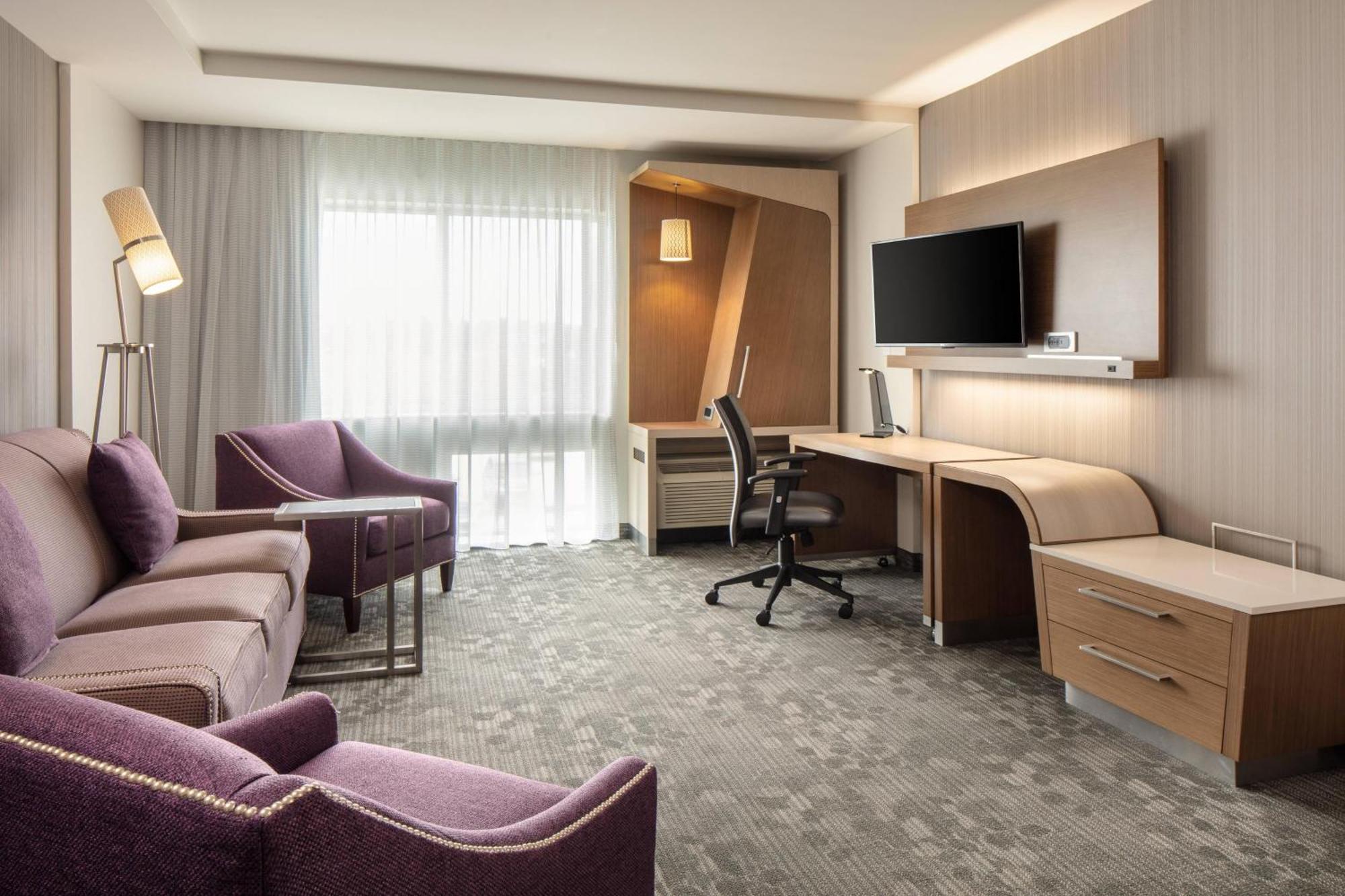 Courtyard By Marriott Omaha Bellevue At Beardmore Event Center Eksteriør billede