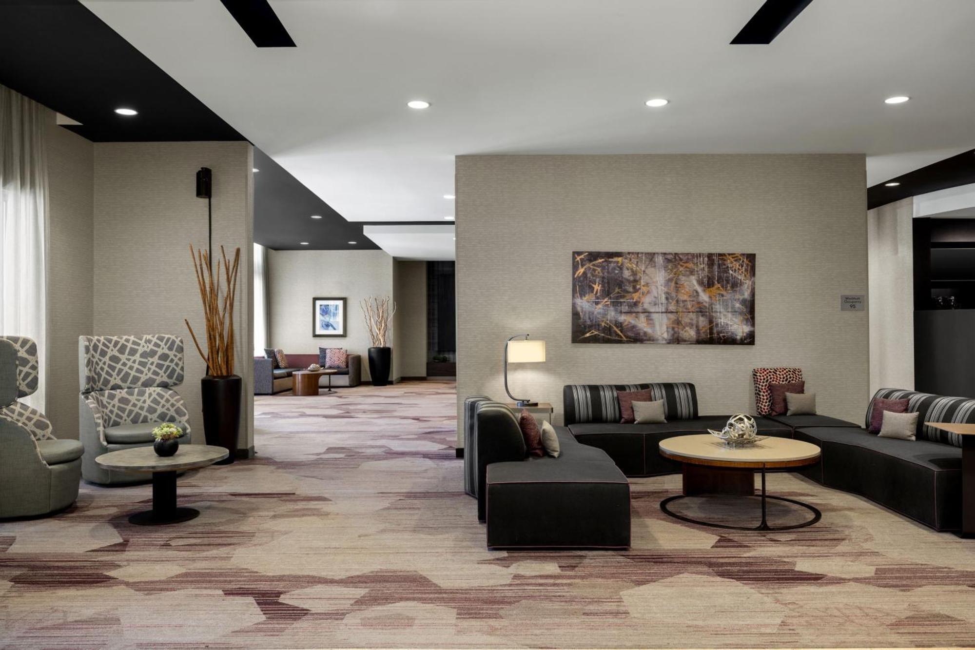 Courtyard By Marriott Omaha Bellevue At Beardmore Event Center Eksteriør billede