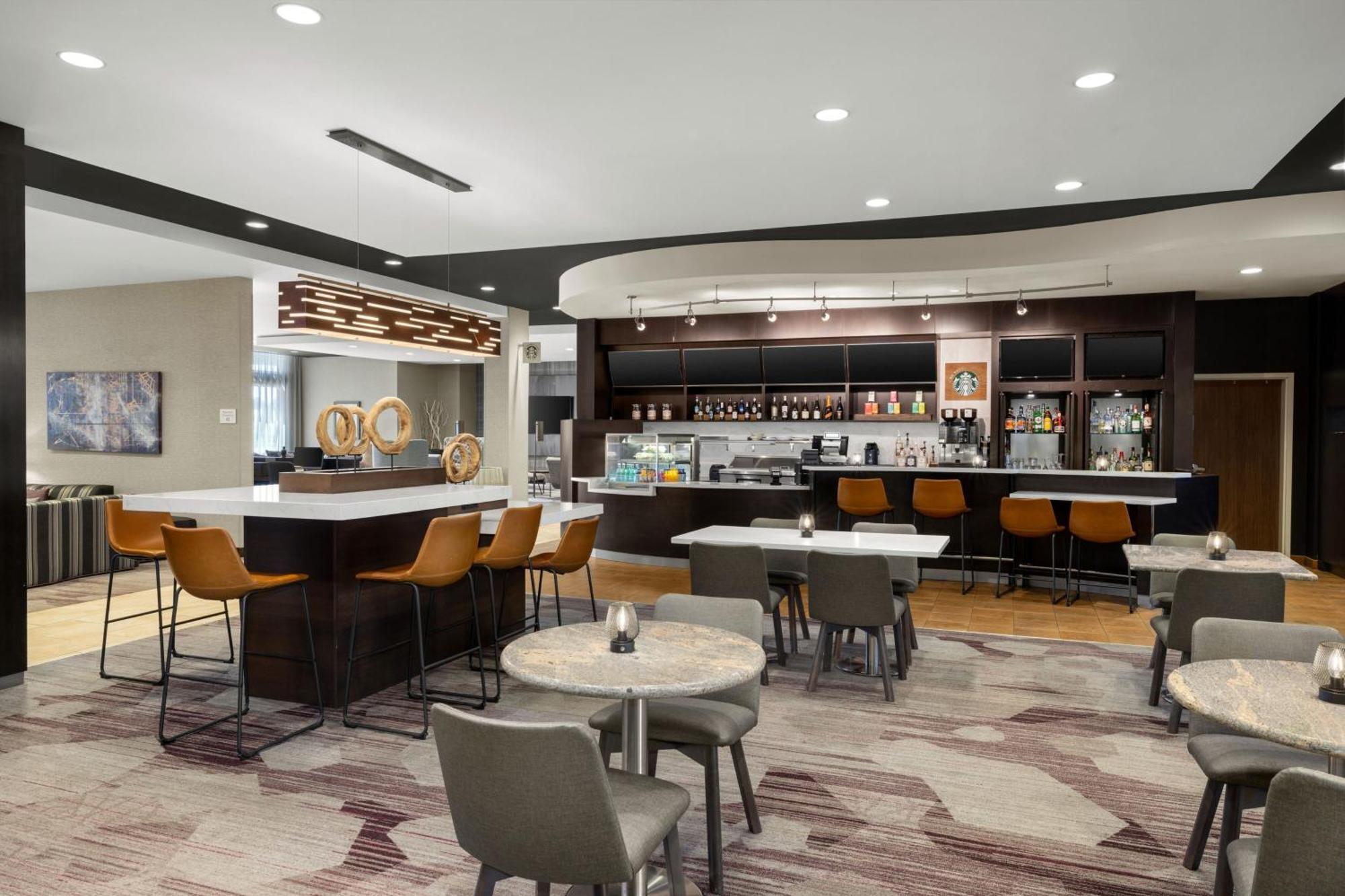 Courtyard By Marriott Omaha Bellevue At Beardmore Event Center Eksteriør billede