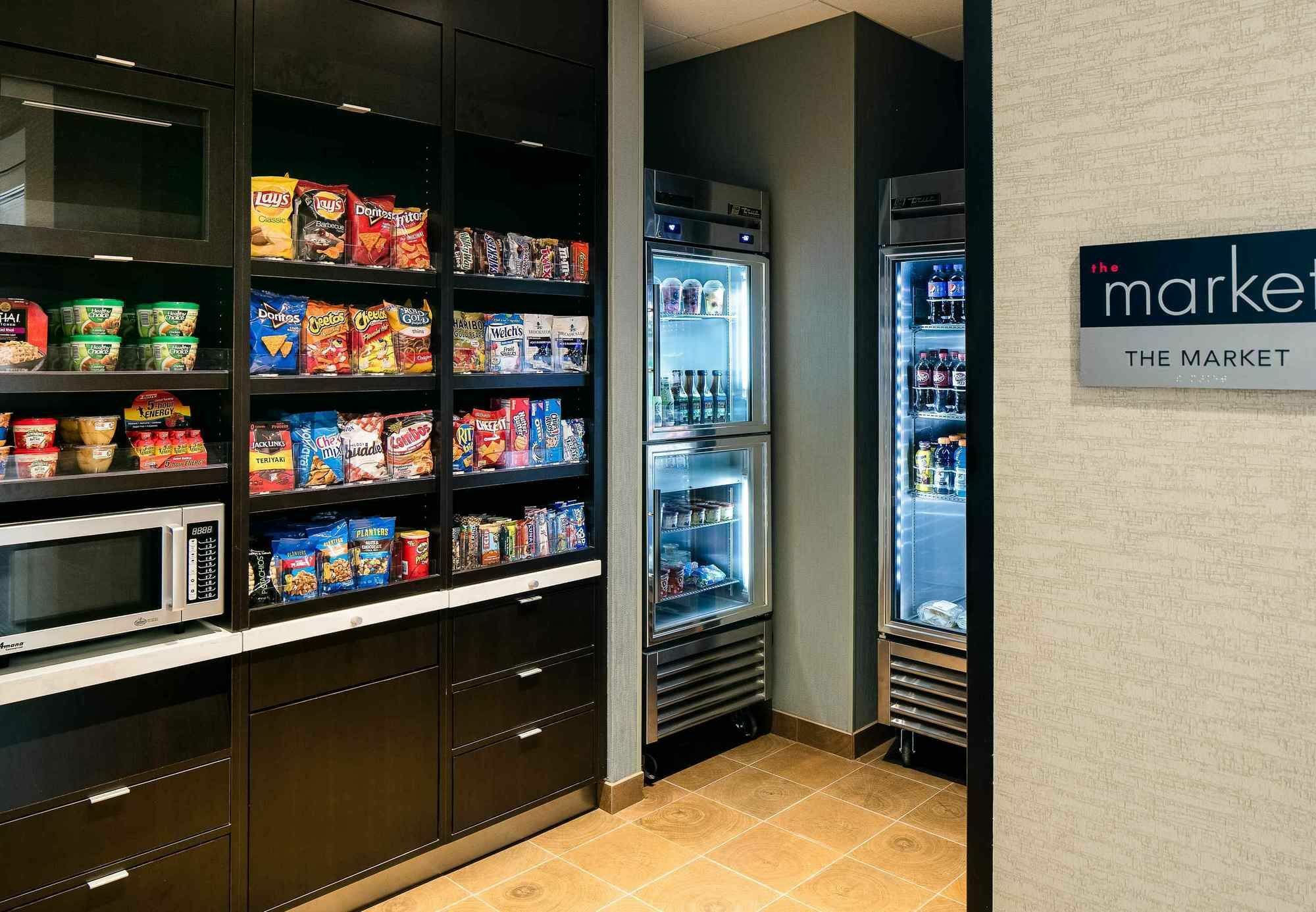 Courtyard By Marriott Omaha Bellevue At Beardmore Event Center Eksteriør billede